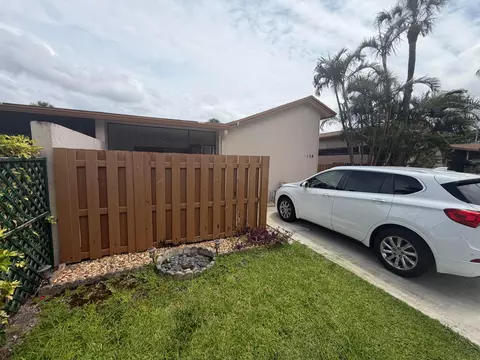 2400 SW 19th Ave #128, Boynton Beach, FL 33426