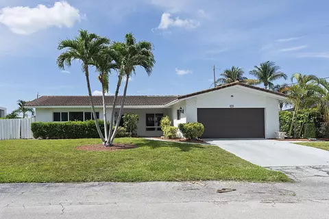 2910 NE 40th Ct, Lighthouse Point, FL 33064