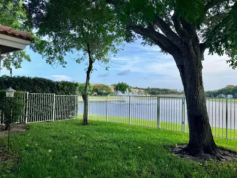 6718 Duval Ave, West Palm Beach, FL 33411
