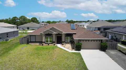 567 Mimosa St SW, Palm Bay, FL 32908