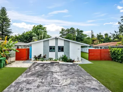 804 SW 28th St #1-2, Fort Lauderdale, FL 33315