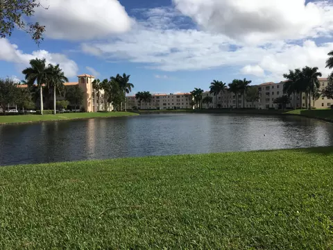 12560 Majesty Cir #104, Boynton Beach, FL 33437