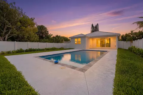 316 SW 4th Ave, Delray Beach, FL 33444