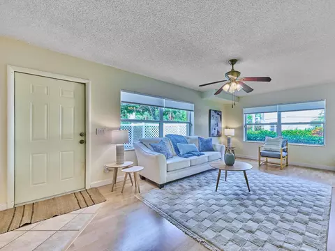 4604 Roxbury Ct, Boynton Beach, FL 33436