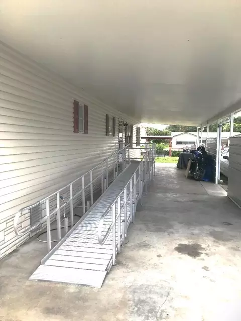 1040 24th St, Okeechobee, FL 34974 photo 3