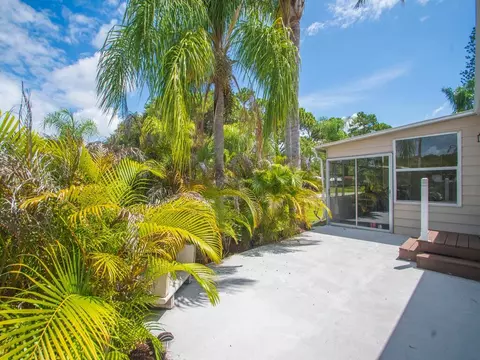 78 W Caribbean, Port Saint Lucie, FL 34952