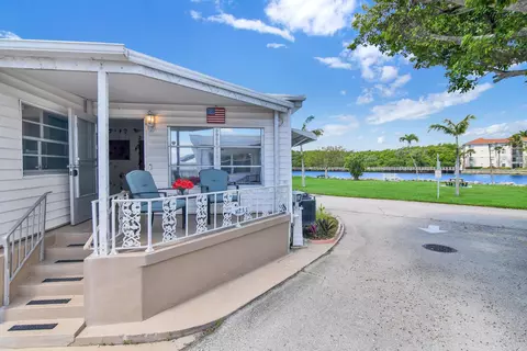 211 Palm Dr #H, Briny Breezes, FL 33435