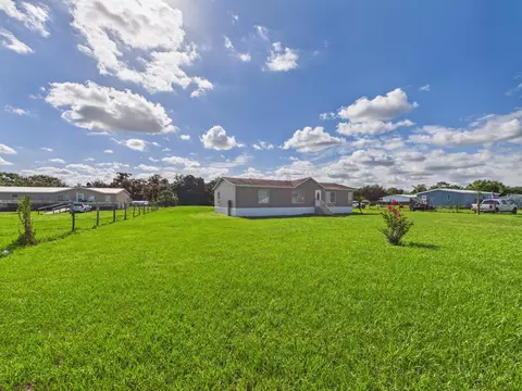 17090 NW 38th Ave, Okeechobee, FL 34972 photo 2