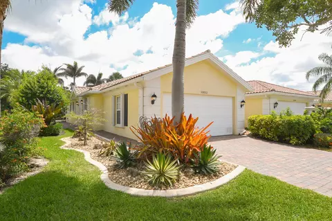10653 SW Hartwick Dr, Port Saint Lucie, FL 34987