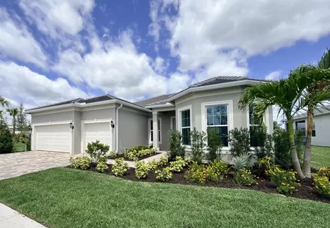 10470 SW Highpointe Dr #127, Stuart, FL 34997