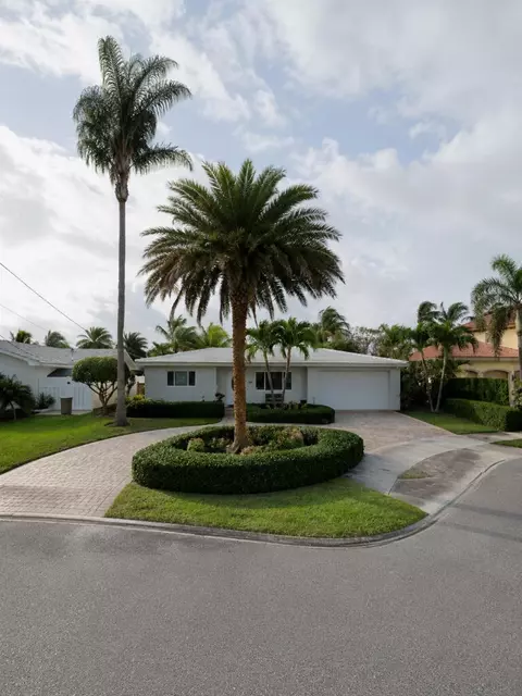 636 Kingfish Rd, North Palm Beach, FL 33408