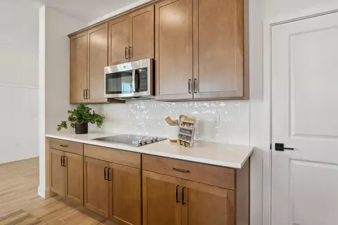 Kitchen - 200 SE Birch Ter, Stuart, FL 34997 photo 6 of 8