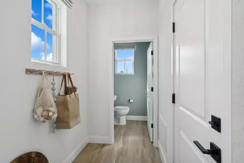 Entry Way - 200 SE Birch Ter, Stuart, FL 34997 photo 3 of 6