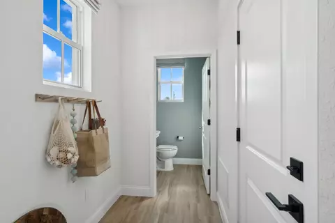 Entry Way - 200 SE Birch Ter, Stuart, FL 34997 photo 3 of 6
