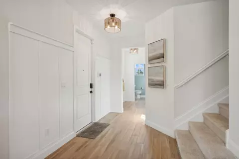 Entry Way - 200 SE Birch Ter, Stuart, FL 34997 photo 4 of 6