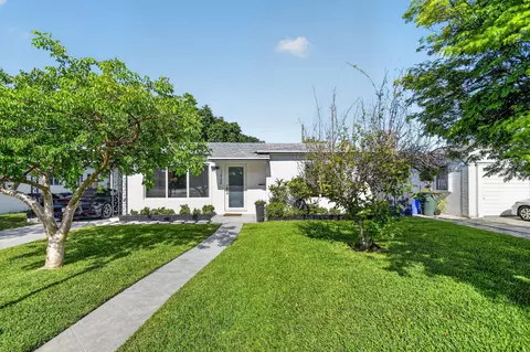 1426 N K St, Lake Worth, FL 33460