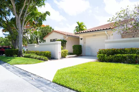 19919 Dean Dr, Boca Raton, FL 33434