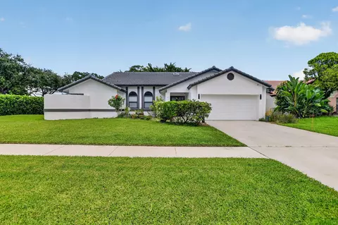 19700 Sedgefield Ter, Boca Raton, FL 33498