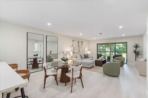 52 Stratford Ln W #F, Boynton Beach, FL 33436