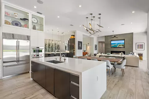 Kitchen - 162 Commodore Dr, Jupiter, FL 33477 photo 1 of 2