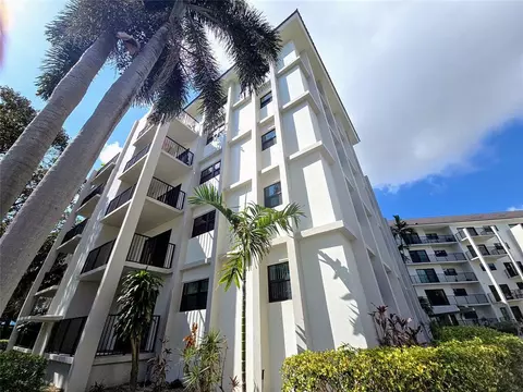 900 River Reach Dr #425, Fort Lauderdale, FL 33315