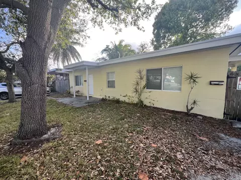 211 N A St, Lake Worth Beach, FL 33460