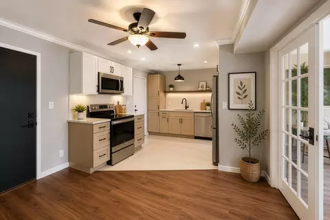4848 NW 24th #105, Lauderdale Lakes, FL 33313