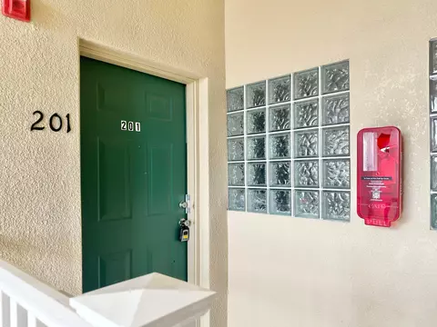 Entry Way - 9604 Seadale Ct #201, Riverview, FL 33578 photo 1 of 2