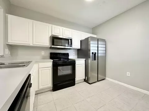 Kitchen - 9604 Seadale Ct #201, Riverview, FL 33578 photo 1 of 3