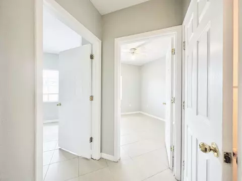 Entry Way - 9604 Seadale Ct #201, Riverview, FL 33578 photo 2 of 2