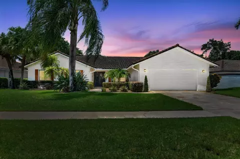 10221 Harbourtown Ct, Boca Raton, FL 33498