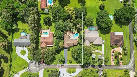9700 NW 28th St, Hollywood, FL 33024