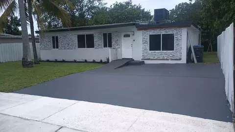 3730 SW 46th Ave, West Park, FL 33023
