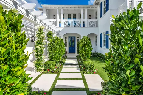 608 Island Dr, Palm Beach, FL 33480