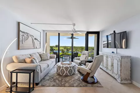 336 Golfview Rd #619, North Palm Beach, FL 33408