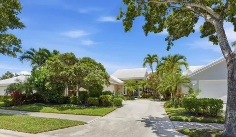 2319 Saratoga Bay Dr, West Palm Beach, FL 33409