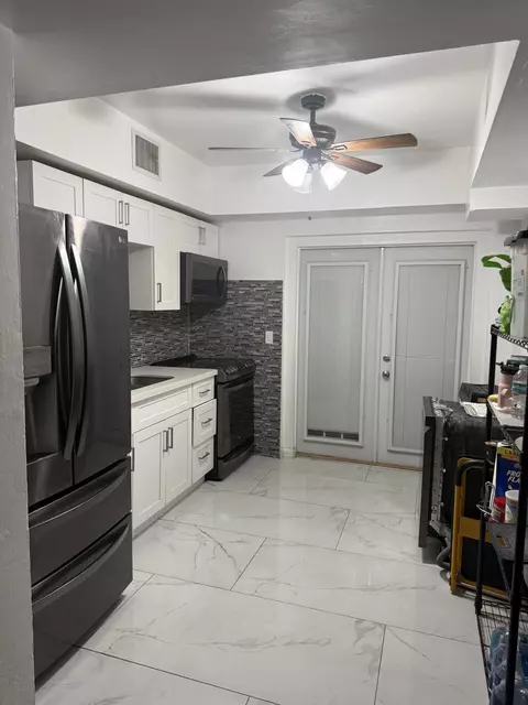 2620 SW 55th Ave, West Park, FL 33023