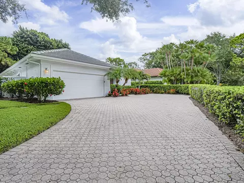 Exterior - 3390 SE Putnam Ct, Stuart, FL 34997 photo 1 of 12