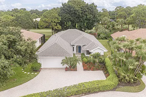 View/Area - 3390 SE Putnam Ct, Stuart, FL 34997 photo 1 of 11