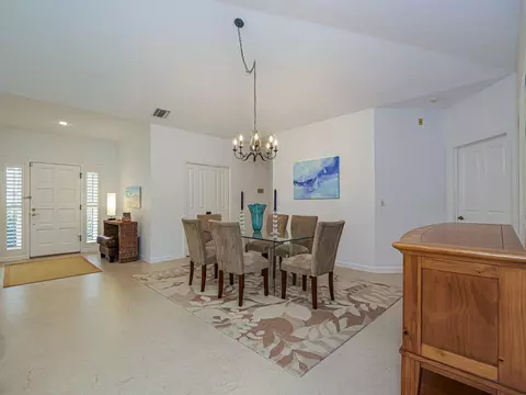 Dining - 3390 SE Putnam Ct, Stuart, FL 34997 photo 3 of 7