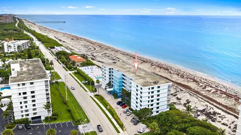 900 Ocean Dr #202, Juno Beach, FL 33408