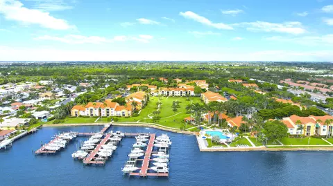 127 Yacht Club Way #101, Hypoluxo, FL 33462