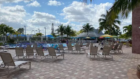 Exterior - 86 Markham E, Deerfield Beach, FL 33442 photo 8 of 12