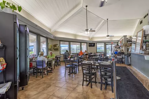Dining - 86 Markham E, Deerfield Beach, FL 33442 photo 3 of 3