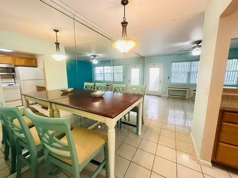 Dining - 86 Markham E, Deerfield Beach, FL 33442 photo 2 of 3