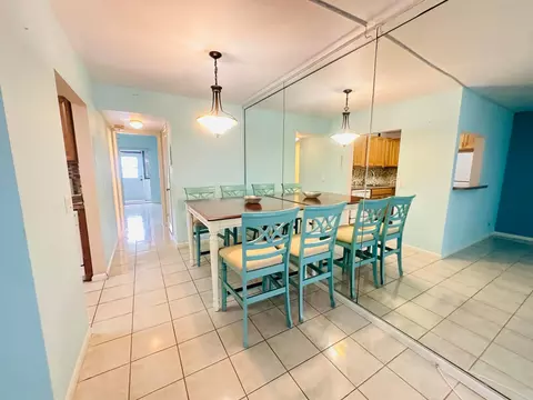 Dining - 86 Markham E, Deerfield Beach, FL 33442 photo 1 of 3