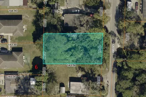 2115 S 33rd St, Fort Pierce, FL 34947