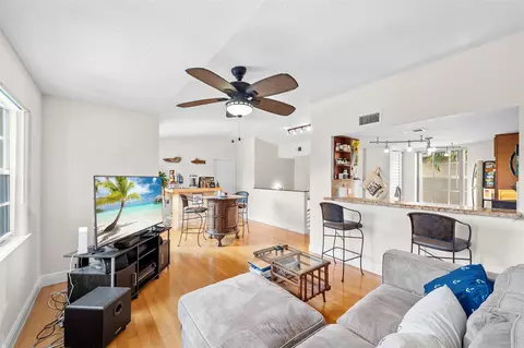 1035 Lake Shore Dr #105, Lake Park, FL 33403