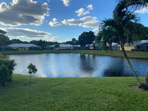 2102 Appleton Ct, Palm Beach Gardens, FL 33403