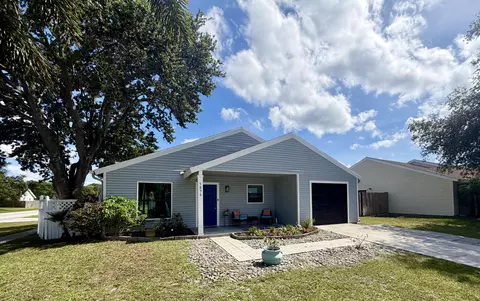 7856 Blackwood Ln, Lake Worth, FL 33467